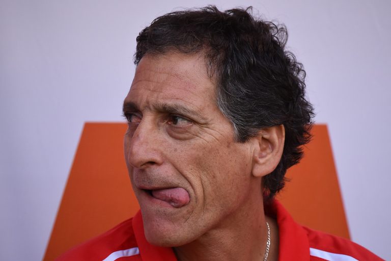 Parece que no llega a La Roja: Los memes de Mario Salas tras su descenso con Alianza Lima