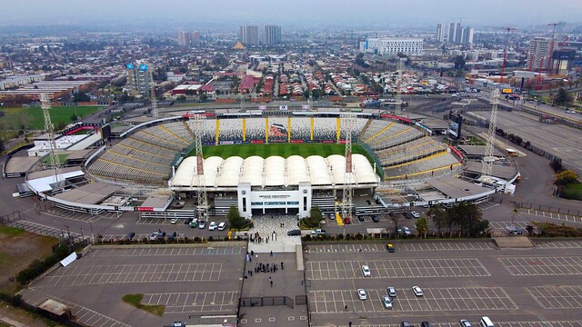 Incendio afectó al Estadio Monumental: Emergencia fue controlada por Bomberos