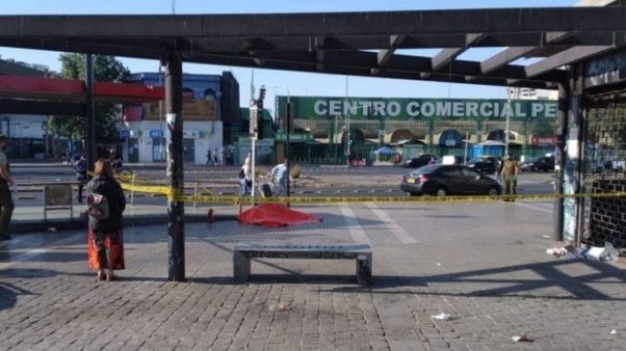 Tres hombres murieron tras violentos asaltos en Estación Central y Recoleta