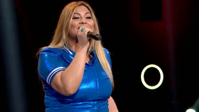 Igual a la original: La notable presentación de Amaia Montero