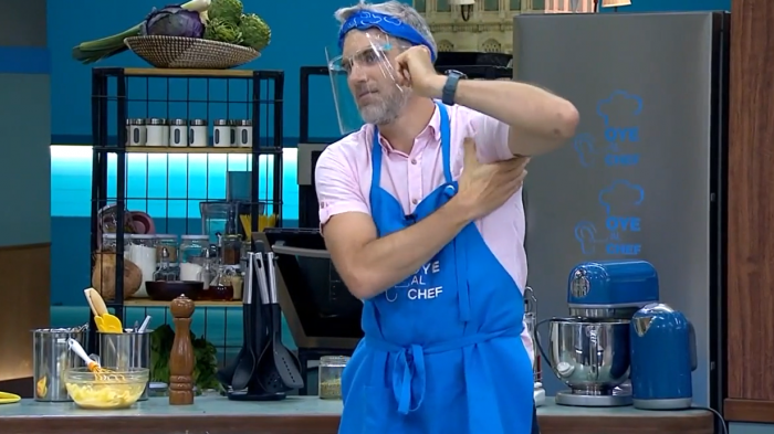 ¿Por qué lo hizo? La inusual sanitización de Manuel De Tezanos que sacó risas