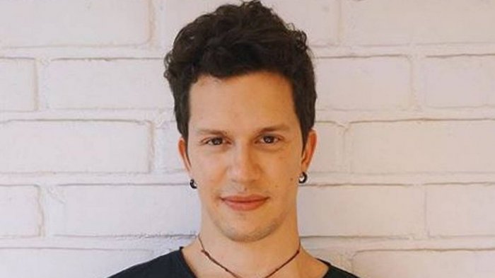 ¿Profesor Alonso Quintero? El actor ayuda a estudiantes a prepararse para la PSU