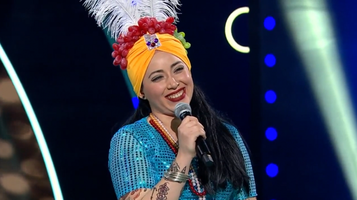 Volvió la verdadera: Imitadora de Mon Laferte regresó con todo sino pa' que