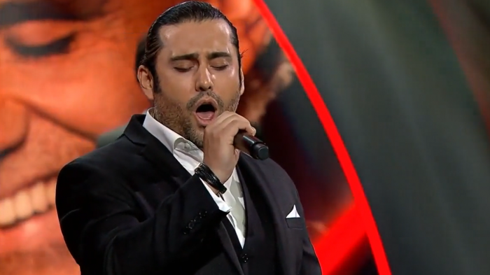 Alejandro Fernández realizó una impecable presentación para ganar el duelo de eliminación