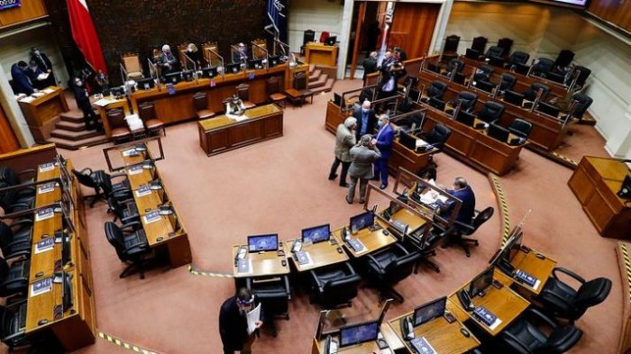 Discuten segundo retiro del 10% en Comisión de Constitución del Senado