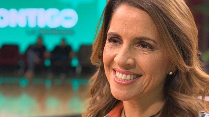 ¡Fue sorprendida en comerciales! Monserrat Álvarez hace ejercicios aeróbicos en medio del estudio de Contigo en la Mañana