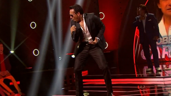 Con esta presentación Marc Anthony ganó el duelo de eliminación