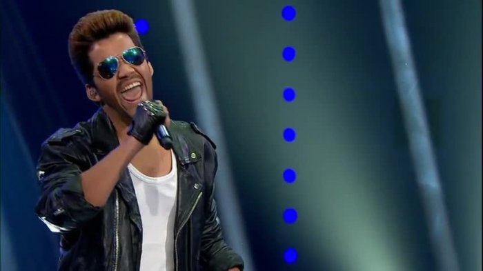 Sensualidad y romanticismo: George Michael se lució durante su presentación en el programa