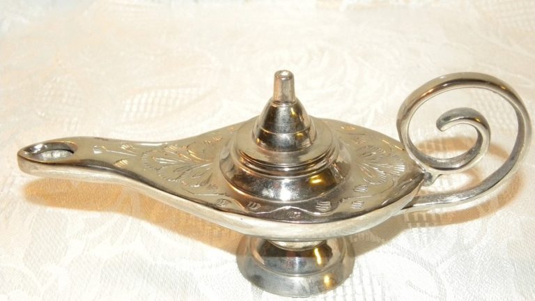 Arrestan a dos hombres en India por vender falsa 