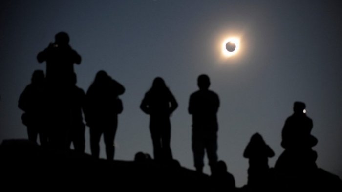 Eclipse total de sol en Chile: ¿Cuándo ocurrirá y dónde se verá?