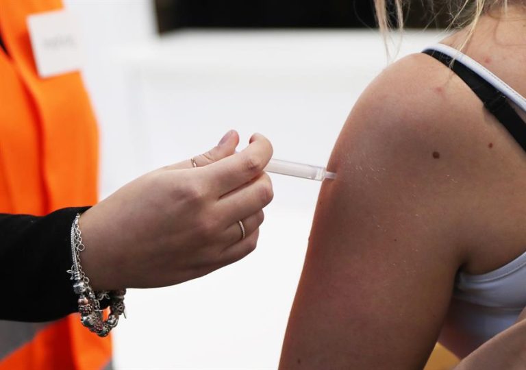 ONU y líderes mundiales exigen acceso justo a vacunas COVID-19 para todos los países