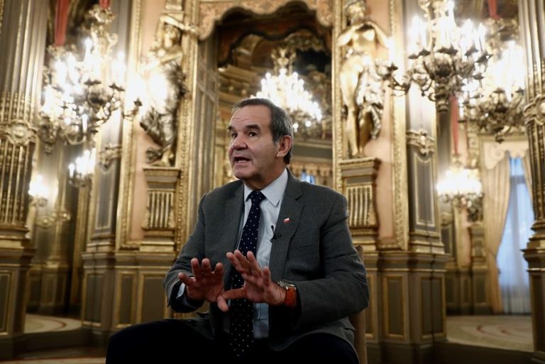 Allamand dice que en Chile 