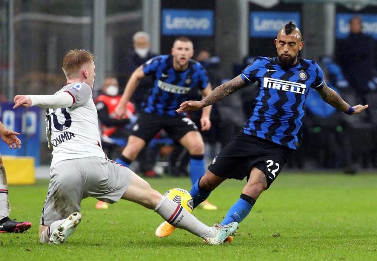Duelo de chilenos: Inter de Vidal y Alexis es sublíder tras vencer al Bologna de Medel