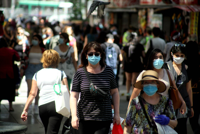 Estudio sostiene que los chilenos se sienten más cansados y no saben si podrán tomar vacaciones