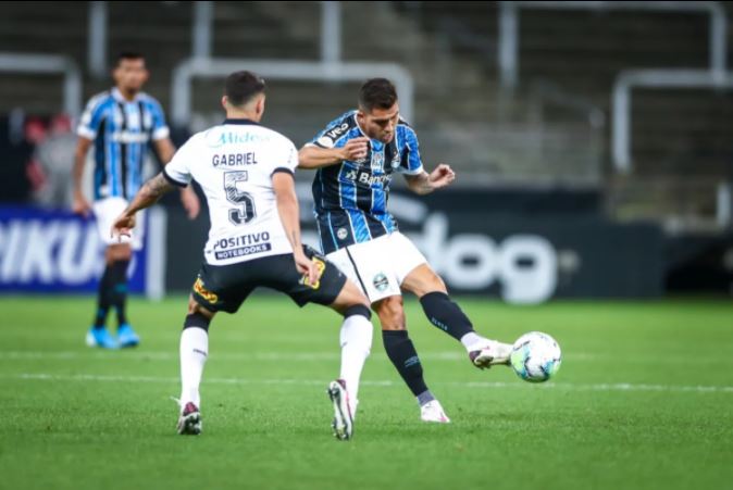 Pinares tuvo su estreno goleador en abultado triunfo de Gremio sobre Vasco da Gama