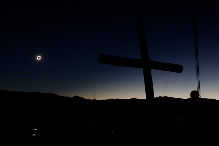 Eclipse 2020: Aumentan las cancelaciones de reservas hoteleras tras retroceso a 