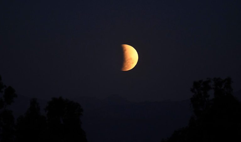 Después de 800 años: Durante el eclipse se podrá apreciar la conjunción de Júpiter y Saturno