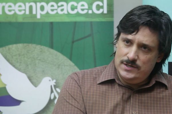 Greenpeace tras entrada del agua en la bolsa: “Lo que está pasando hoy en Wall Street tiene su peor cara en Chile”