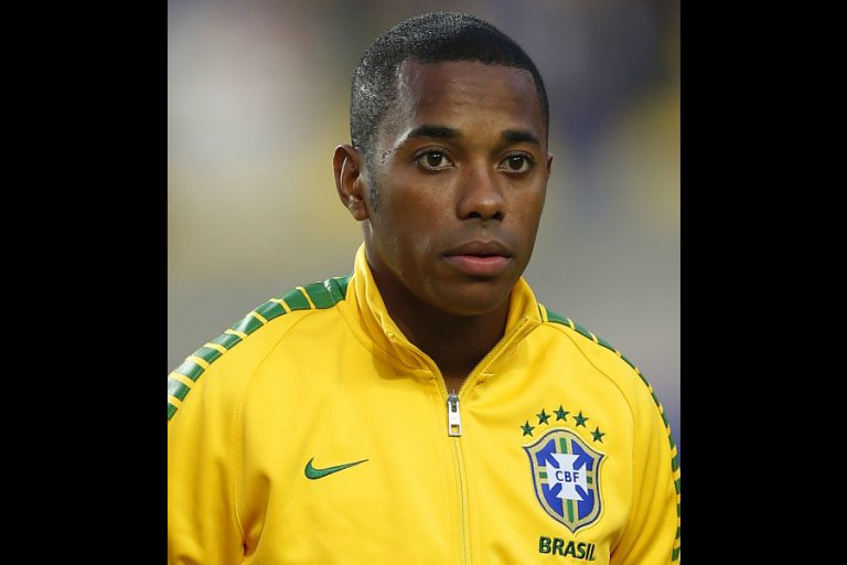 Corte italiana condenó a Robinho a 9 años de cárcel por violación colectiva