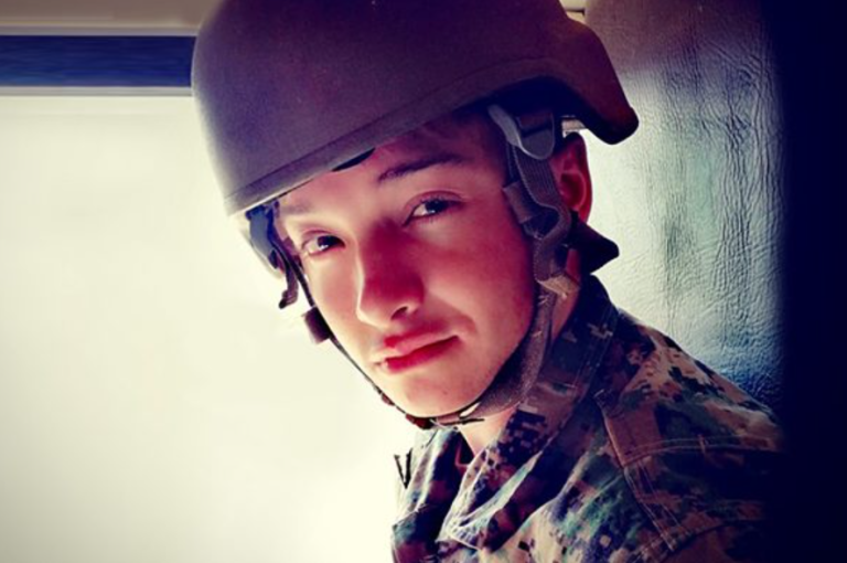 Ejército incorpora por primera vez en su historia a hombre trans en sus filas