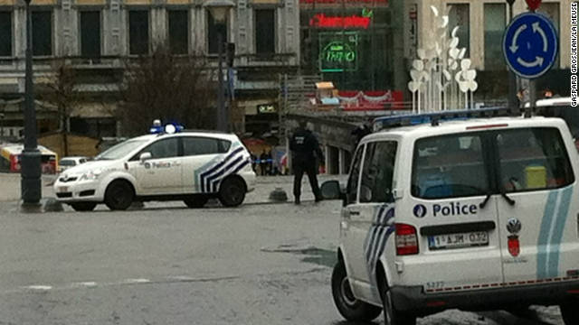 Bélgica: Policía detuvo orgía donde participaba medio centenar de personas