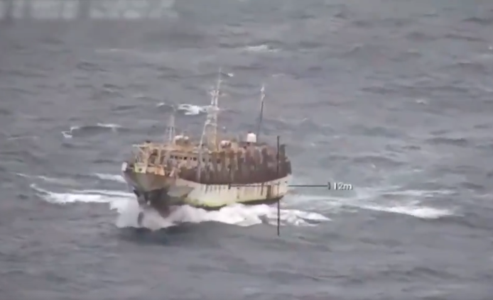 11 barcos pesqueros chinos ya navegan por la Zona Económica Exclusiva de Chile