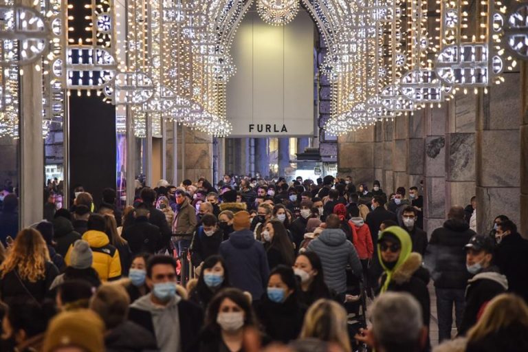 Navidad en tiempos de COVID-19: Italia decreta estrictas medidas de confinamiento