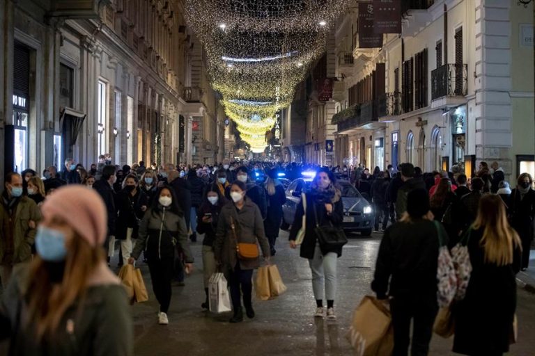 Experto de Oxford advierte que la variante de Inglaterra del COVID-19 ya podría estar en varios países