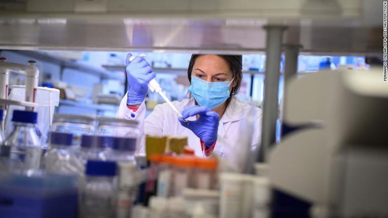 España: Confirman 4 casos de nueva cepa de COVID-19 del Reino Unido en España (hay otros 3 sospechosos)