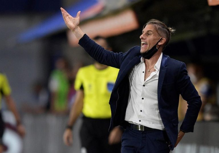 Díaz, Mena y Arias quedarán sin DT: Beccacece anunció su salida de Racing