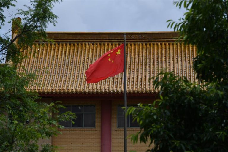 China condenó con cárcel a periodista que registró brote de COVID-19 por 