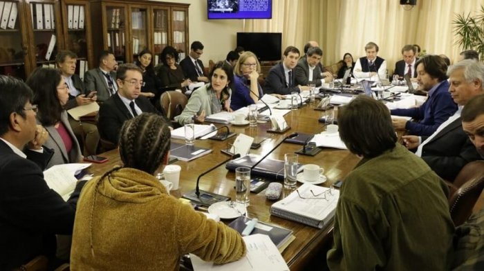 Retiro de fondos AFP: Eximirá de impuestos a rentas bajo $1,5 millón