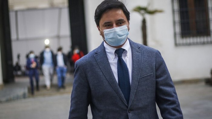 “¿Imaginas a los militares reprimiendo en las ferias navideñas?”: Rodolfo Carter y el retroceso a la fase 2 en la RM