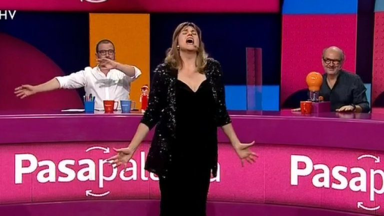 ¡A todo pulmón! Verónica Calabi encantó a todos con su interpretación en la pista musical