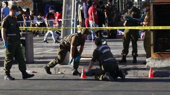 Aún no existen detenidos: Mujer de 59 años falleció tras violenta balacera en Plaza de Maipú