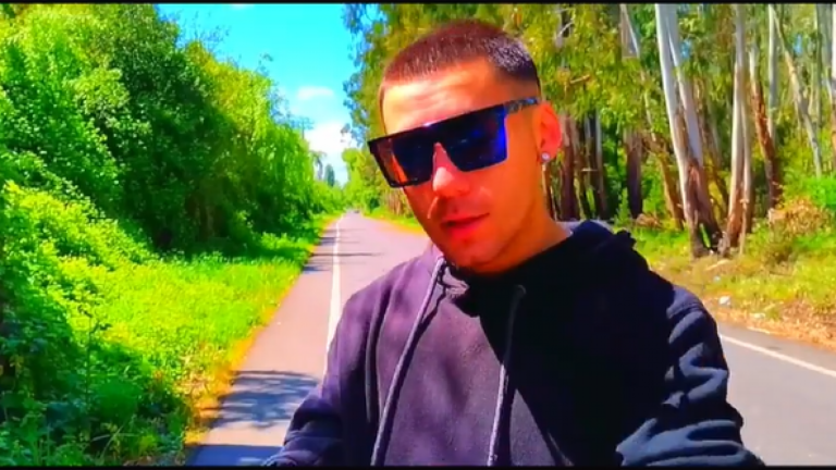 Lyno lo dio todo con su trap en El Gran Flow Axe