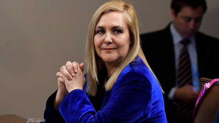 Pamela Jiles superó por primera vez en encuesta presidencial a Joaquín Lavín