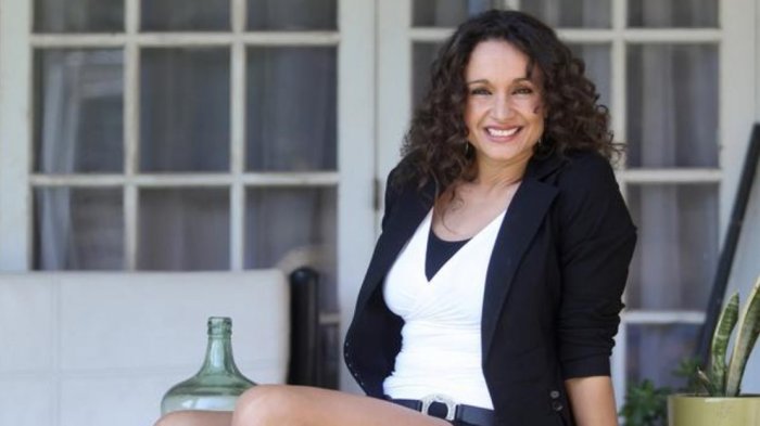 Con un hermoso jardín: Así es la bella casa de Claudia Miranda en Lampa