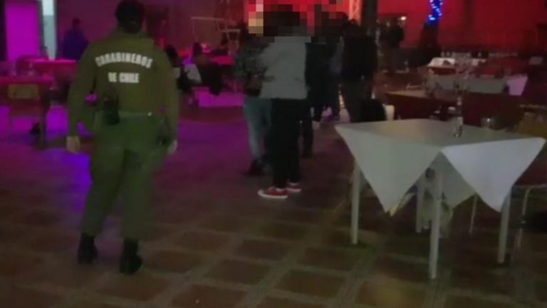 90 detenidos dejó fiesta clandestina en Calama