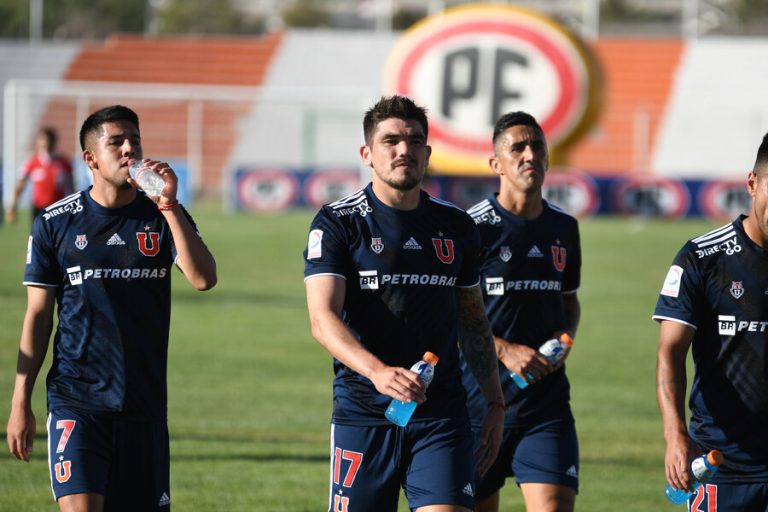 Jugador de la U dio positivo por COVID-19 en la antesala al duelo con la U. de Concepción