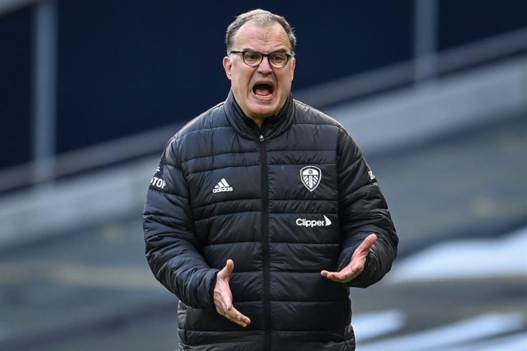 Leeds de Bielsa cayó ante Tottenham de Mourinho en su primer duelo de 2021
