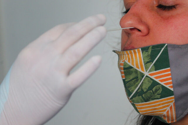 Minsal: Será obligatorio un PCR negativo para chilenos y extranjeros que quieran entrar al país