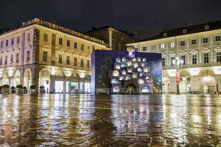 Secundarios en Italia volverán a las clases: 