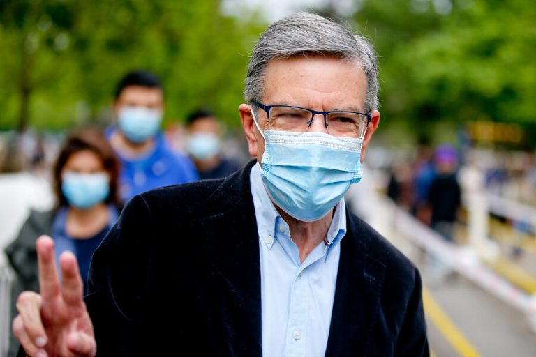 Comienza el camino presidencial: Lavín anunció que no irá a la reelección