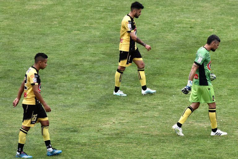 Chilavert pidió la salida del presidente de la Conmebol por suspensión del duelo de Coquimbo