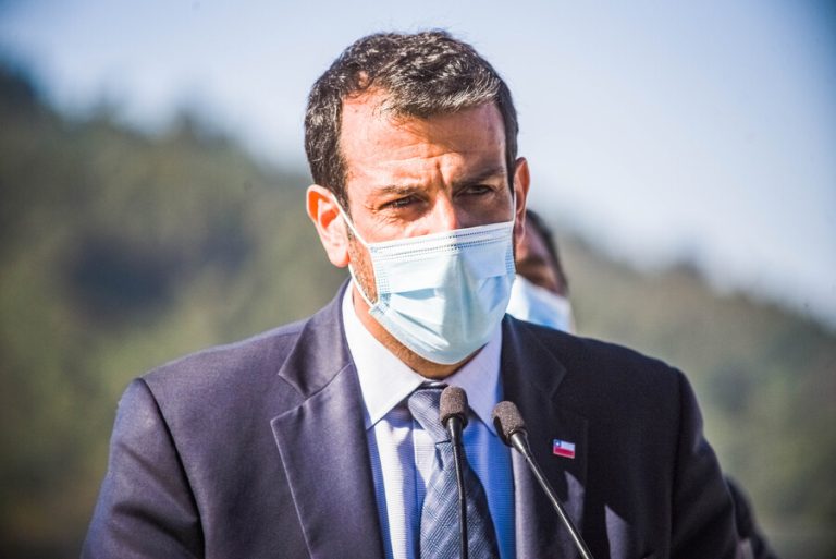 Increparon a ministro Delgado en el velatorio de agricultor: 