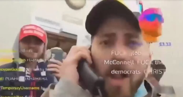 Manifestante había dado positivo por COVID-19 dos días antes de participar en asalto al Capitolio