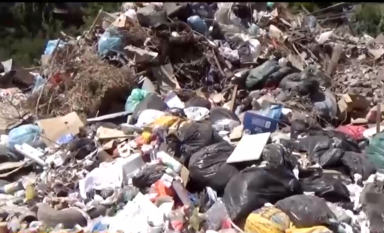 Denuncian vertedero ilegal utilizado por la Municipalidad de Buin: Vecinos acusan malos olores y plagas