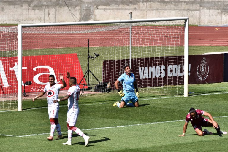 La Calera no le pierde pisada a la UC tras golear en su visita a La Serena