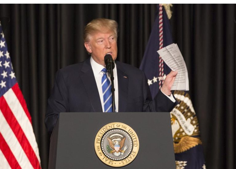 ¿Se perdonará a sí mismo? Trump anunciaría 100 indultos antes de dejar la Casa Blanca